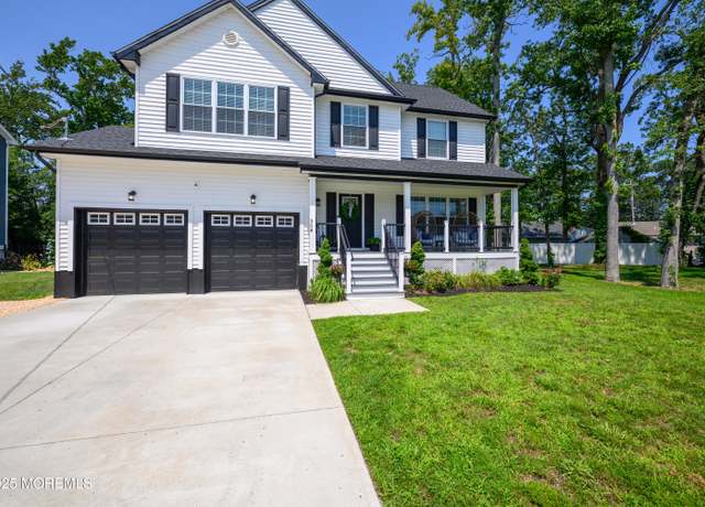 Property at 308 Mantoloking Rd, Brick, NJ 08723, 4 beds, 2.5 baths