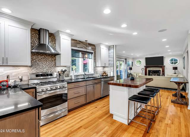 Property at 7 Alvord St, Oakhurst, NJ 07755, 4 beds, 2.5 baths