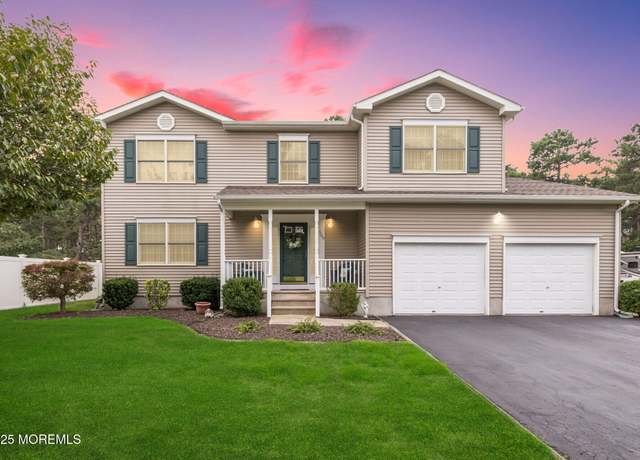 Property at 500 Montgomery Ave, Toms River, NJ 08757, 4 beds, 2.5 baths