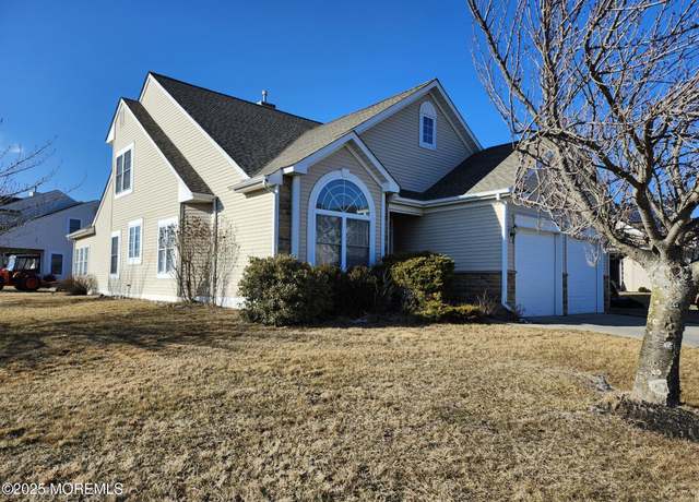 Property at 66 Strathmere St, Waretown, NJ 08758, 3 beds, 3 baths