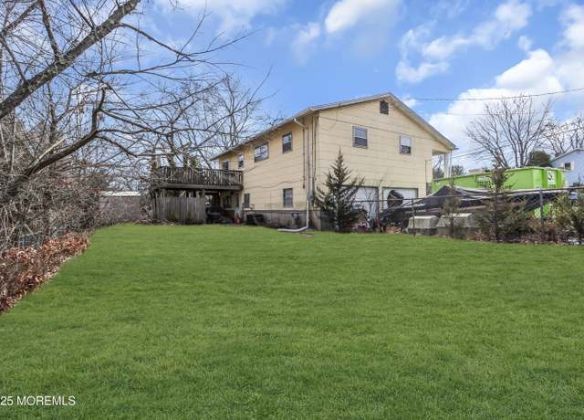 Property at 1 New Jersey Ave, Jackson, NJ 08527, 3 beds, 1.5 baths