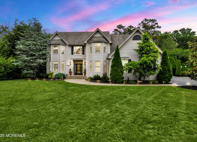 Property at 15 Conor Rd, Jackson, NJ 08527, 6 beds, 2.5 baths