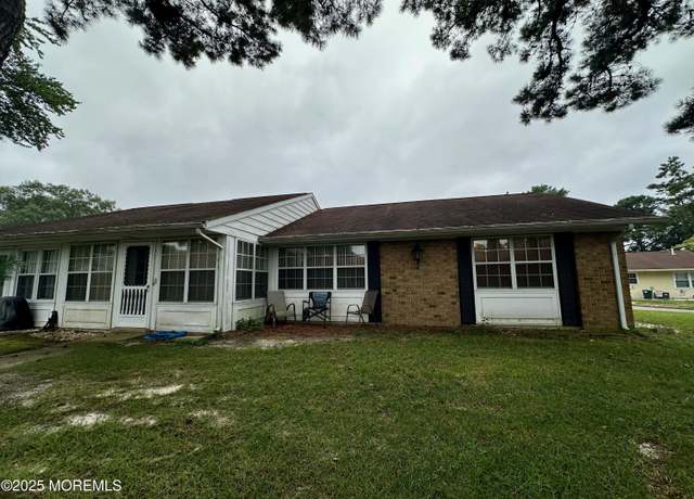 Property at 22D Edinburgh Ln, Manchester, NJ 08759, 2 beds, 1.5 baths