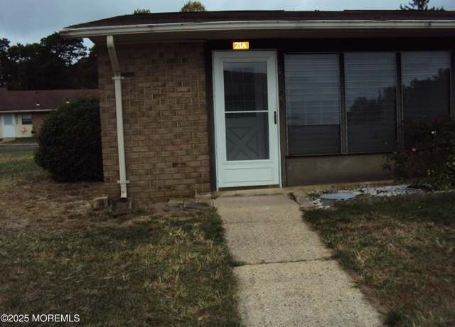 Property at 21A Yorkshire Ct, Manchester, NJ 08759, 1 bed, 1 bath