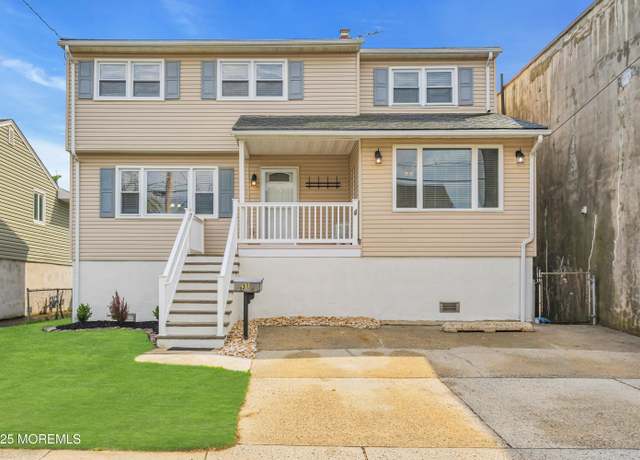 Property at 31 4th St, Highlands, NJ 07732, 4 beds, 2 baths