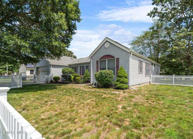 Property at 101 Foxwood Ln, Forked River, NJ 08731, 3 beds, 2 baths