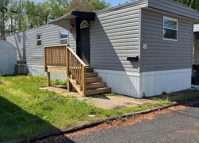 Property at 12 Sams Ct, Hazlet, NJ 07730, 2 beds, 1 bath