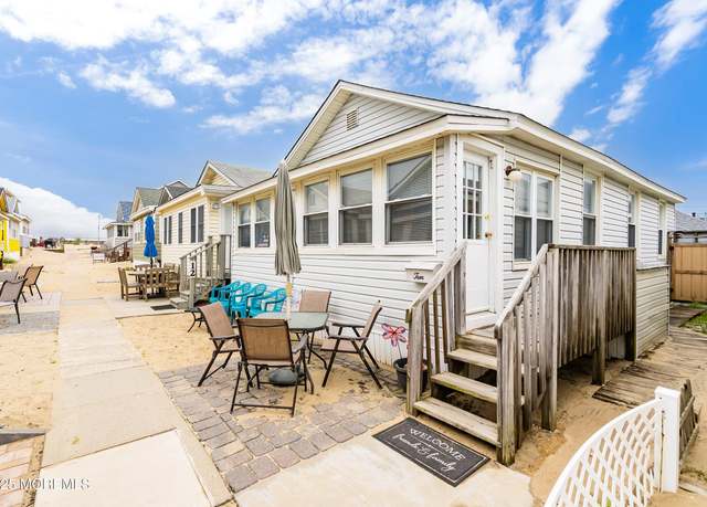 Property at 10 Brunswick Pl, Point Pleasant Beach, NJ 08742, 3 beds, 1 bath