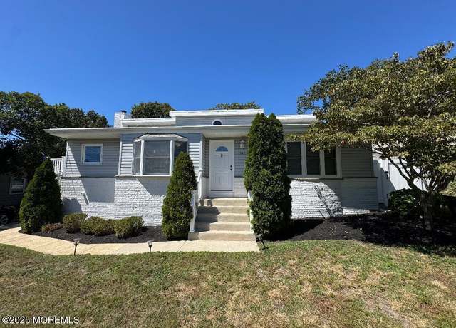 Property at 545 Summit Dr, Point Pleasant, NJ 08742, 4 beds, 2 baths
