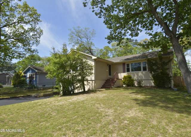 Property at 1595 Forge Pond Rd, Brick, NJ 08724, 3 beds, 1 bath