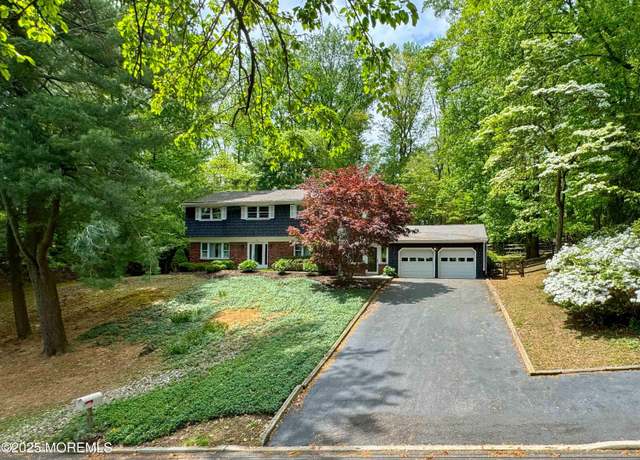 Property at 11 Galewood Dr, Holmdel, NJ 07733, 4 beds, 2.5 baths
