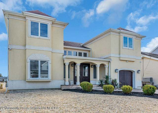 Property at 15 W Granada Dr, Brick, NJ 08723, 4 beds, 3 baths