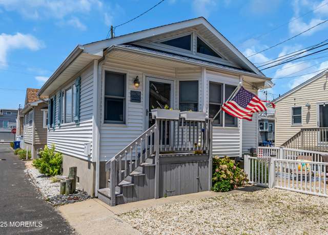Property at 120 W Chadwick Way, Lavallette, NJ 08735, 2 beds, 1 bath