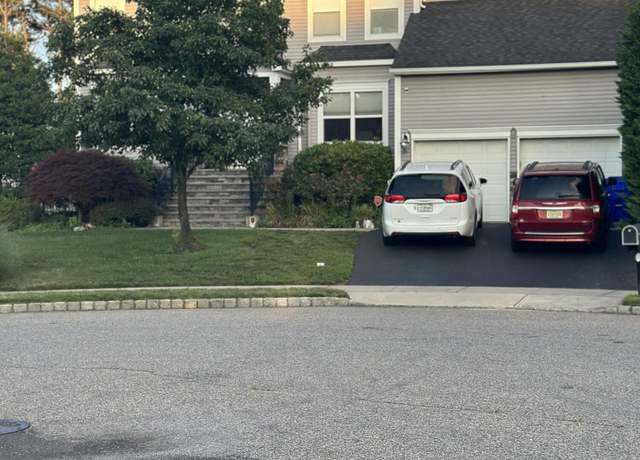 Property at 1624 Patriot Ave, Brick, NJ 08724, 5 beds, 3.5 baths