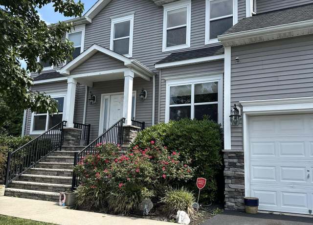 Property at 1624 Patriot Ave, Brick, NJ 08724, 5 beds, 2.5 baths