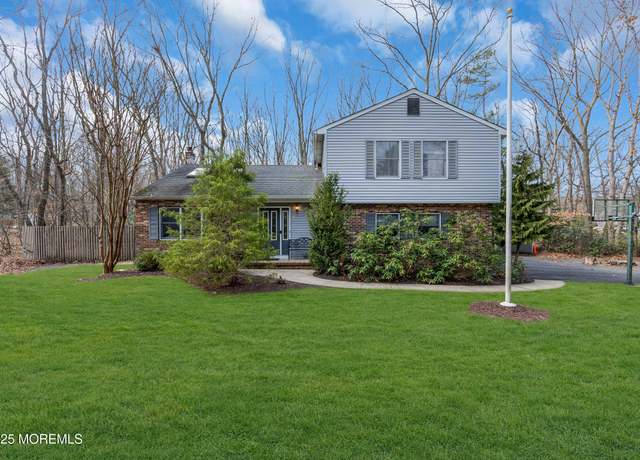 Property at 11 Oakwood Dr, New Egypt, NJ 08533, 3 beds, 2.5 baths