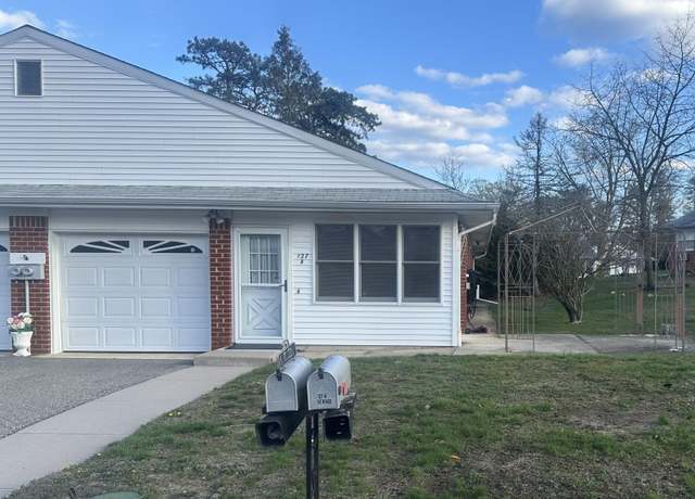 Property at 127B Tulip Ct, Whiting, NJ 08759, 1 bed, 1 bath