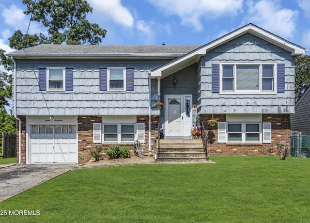 Property at 1517 Dock Pl, Point Pleasant, NJ 08742, 4 beds, 2 baths