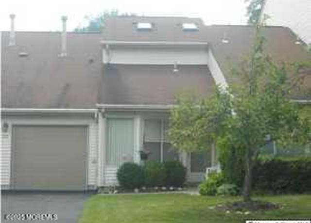 Property at 212 Ravenswood Rd, Englishtown, NJ 07726, 2 beds, 2.5 baths