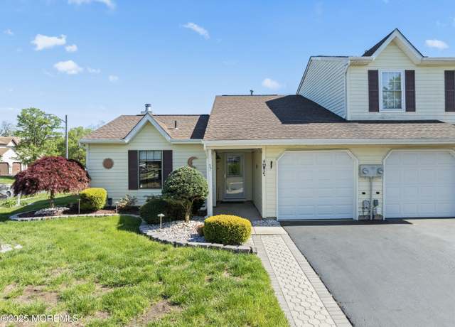 Property at 37 Sloop Sq, Freehold, NJ 07728, 2 beds, 2 baths