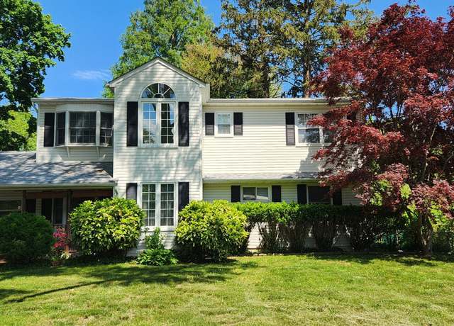 Property at 294 Parkview Ter, Lincroft, NJ 07738, 5 beds, 2 baths