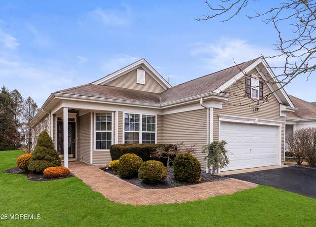 Property at 119 Huntington Dr, Jackson, NJ 08527, 2 beds, 2 baths