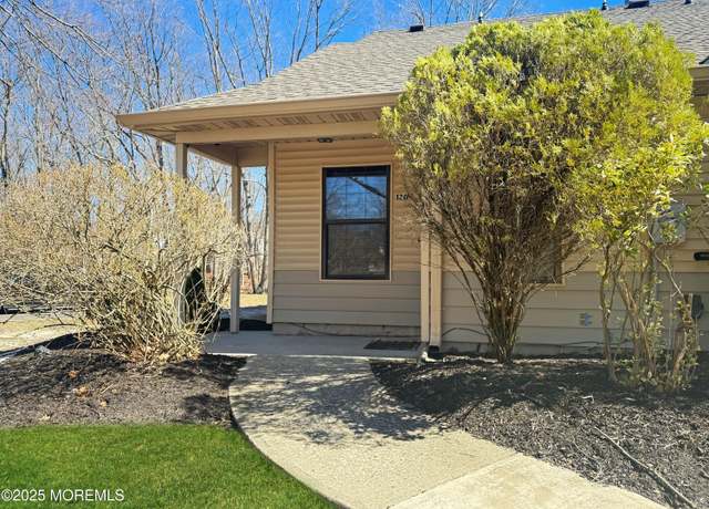 Property at 130 Whispering Oaks Way, Jackson, NJ 08527, 2 beds, 1 bath