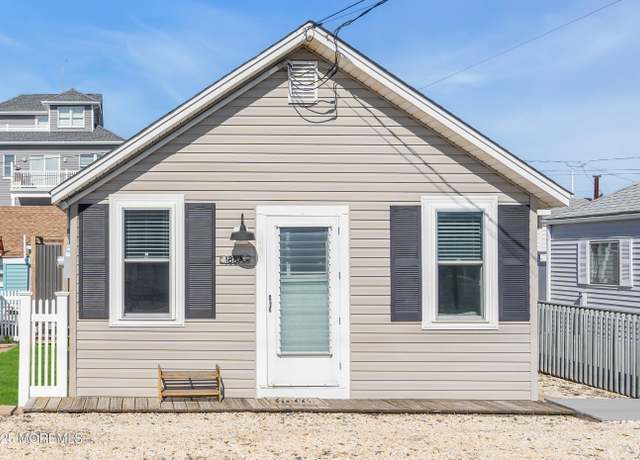 Property at 188A Central Ave, South Seaside Park, NJ 08752, 2 beds, 1 bath