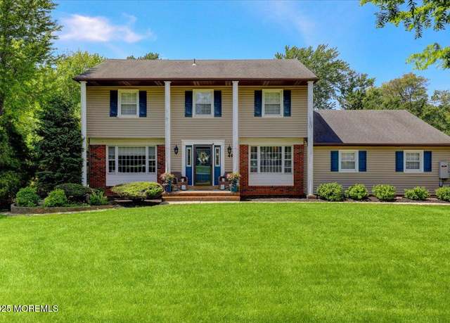 Property at 49 Glenbrook Rd, Freehold, NJ 07728, 4 beds, 2.5 baths