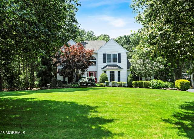 Property at 16 Cottonwood Dr, Jackson, NJ 08527, 4 beds, 3.5 baths
