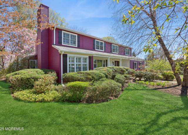 Property at 6 Carriage Dr, Middletown, NJ 07748, 6 beds, 3.5 baths