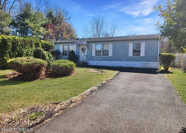 Property at 5 Fallow Dr, Manalapan, NJ 07726, 3 beds, 2 baths