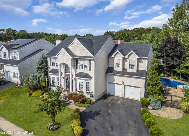 Property at 6 Surle Ct, Bayville, NJ 08721, 4 beds, 3 baths