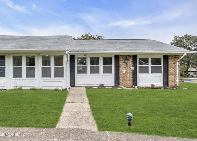 Property at 9 Edinburgh Ln Unit D, Manchester, NJ 08759, 2 beds, 1 bath