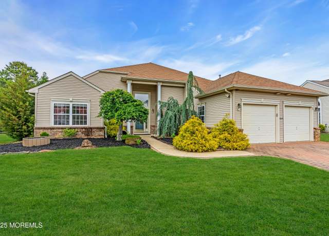 Property at 48 Anjou Ct, Manchester, NJ 08759, 2 beds, 2 baths