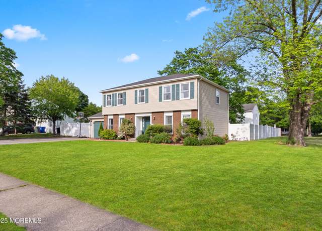 Property at 703 Vivian Dr, Toms River, NJ 08753, 4 beds, 3 baths