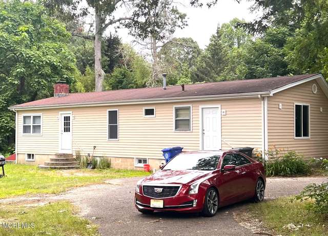 Property at 179 Maple Ave, Island Heights, NJ 08732, 2 beds, 1 bath