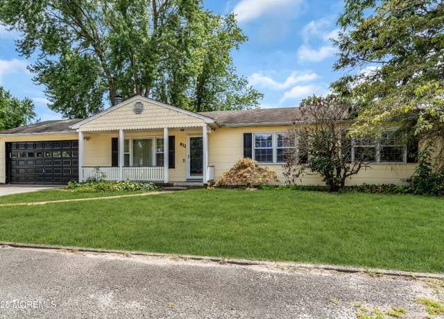 Property at 832 Seventh Ave, Toms River, NJ 08757, 4 beds, 2 baths