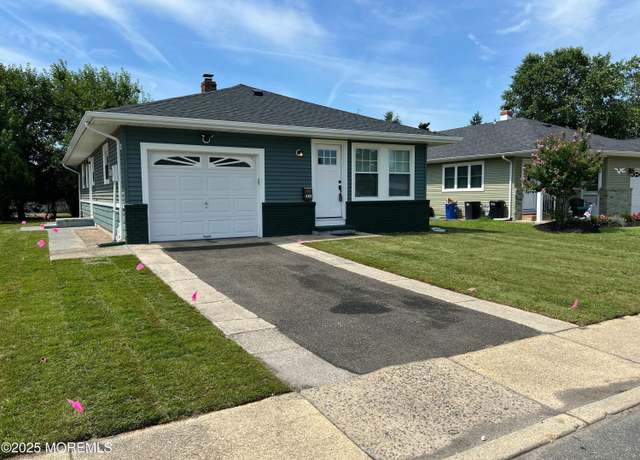 Property at 482 Jamaica Blvd, Toms River, NJ 08757, 2 beds, 1 bath