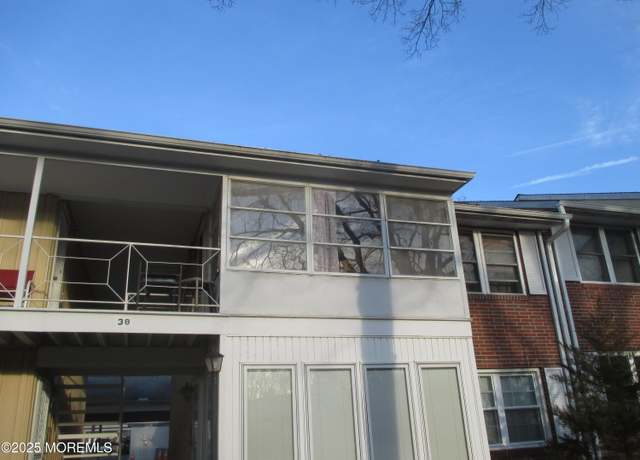 Property at 38K Cambridge Ct, Lakewood, NJ 08701, 1 bed, 1 bath