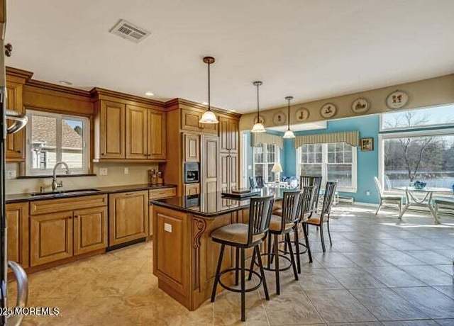 Property at 45 Leighton Ln, Manchester, NJ 08759, 2 beds, 2 baths