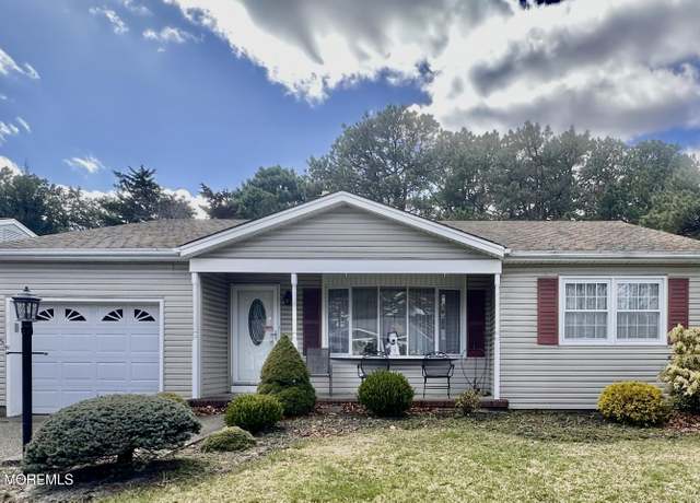 Property at 73 Sheepshead Dr, Toms River, NJ 08757, 2 beds, 2 baths