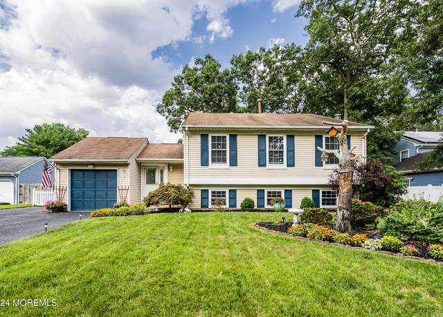 Property at 116 Weldon Rd, Manchester, NJ 08759, 4 beds, 3 baths