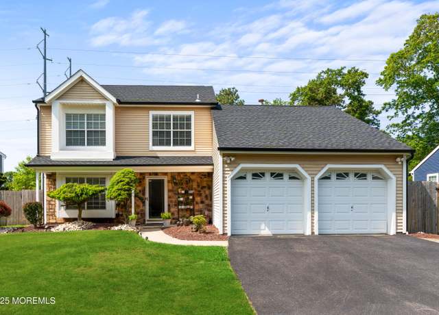 Property at 34 Mount Run, Tinton Falls, NJ 07753, 3 beds, 3.5 baths