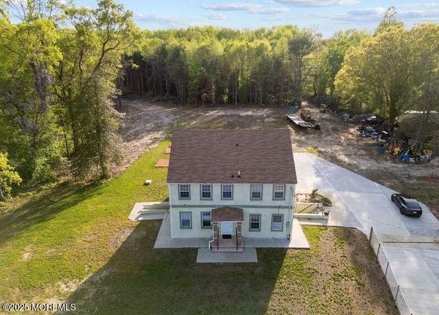 Property at 141 Arneys Mount Rd, Pemberton, NJ 08068, 10 beds, 5 baths