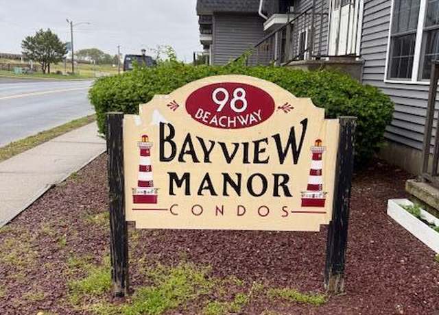 Property at 98 Beachway Ave #9, Keansburg, NJ 07734, 1 bed, 1 bath