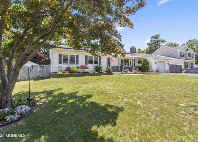 Property at 1536 11th Ave, Toms River, NJ 08757, 3 beds, 2 baths