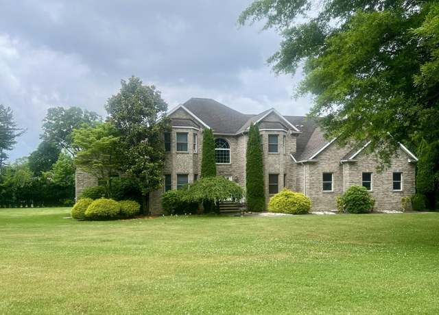 Property at 170 Palisade Dr, Freehold, NJ 07728, 5 beds, 3 baths