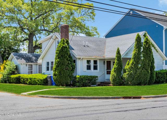 Property at 627 Princeton Ave, Brick, NJ 08724, 5 beds, 3 baths