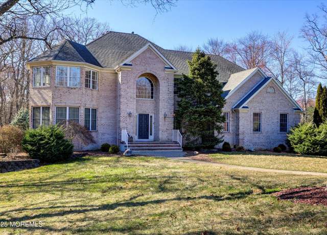 Property at 460 Christine Ct, Freehold, NJ 07728, 4 beds, 2.5 baths